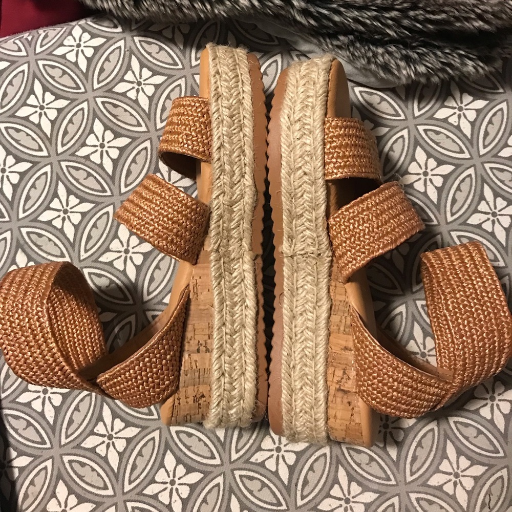 Never worn before size 7 platform sandals